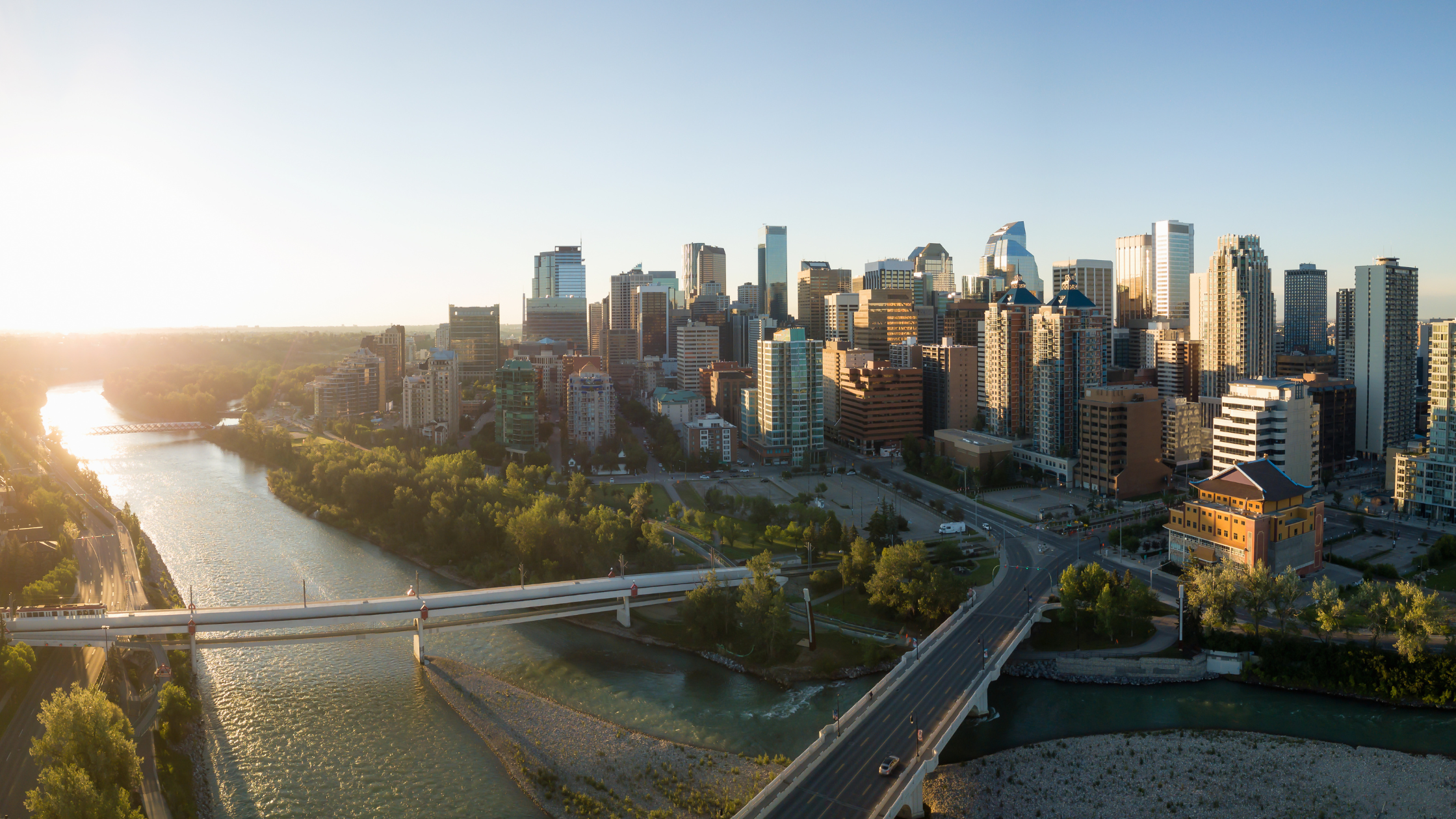 Why You Should Invest in Calgary Real Estate Right Now
